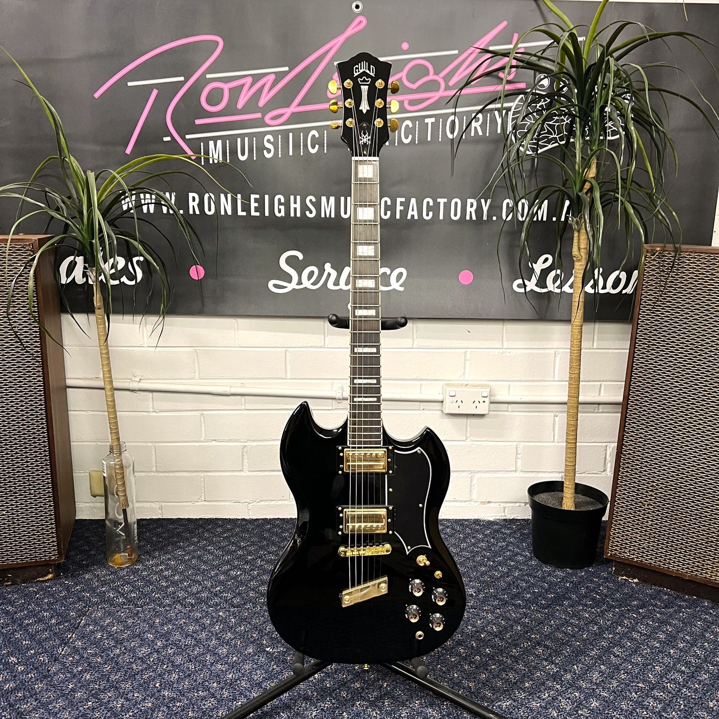 GUILD Polara S-100 Kim Thayl Signature Electric Guitar - Black
