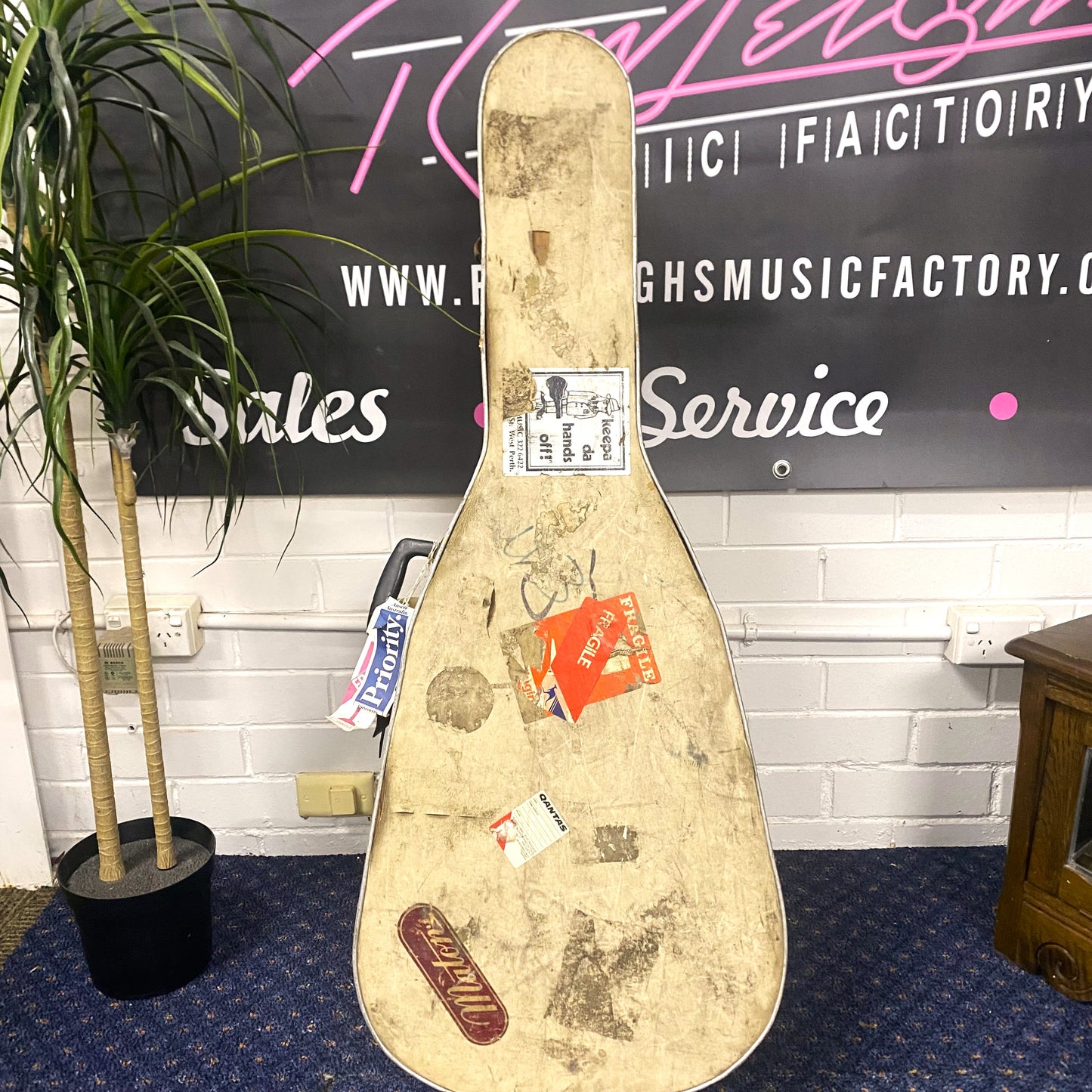 Fender 1105SXE Acoustic-Electric (Made in Taiwan) – Owned by Tommy Emmanuel