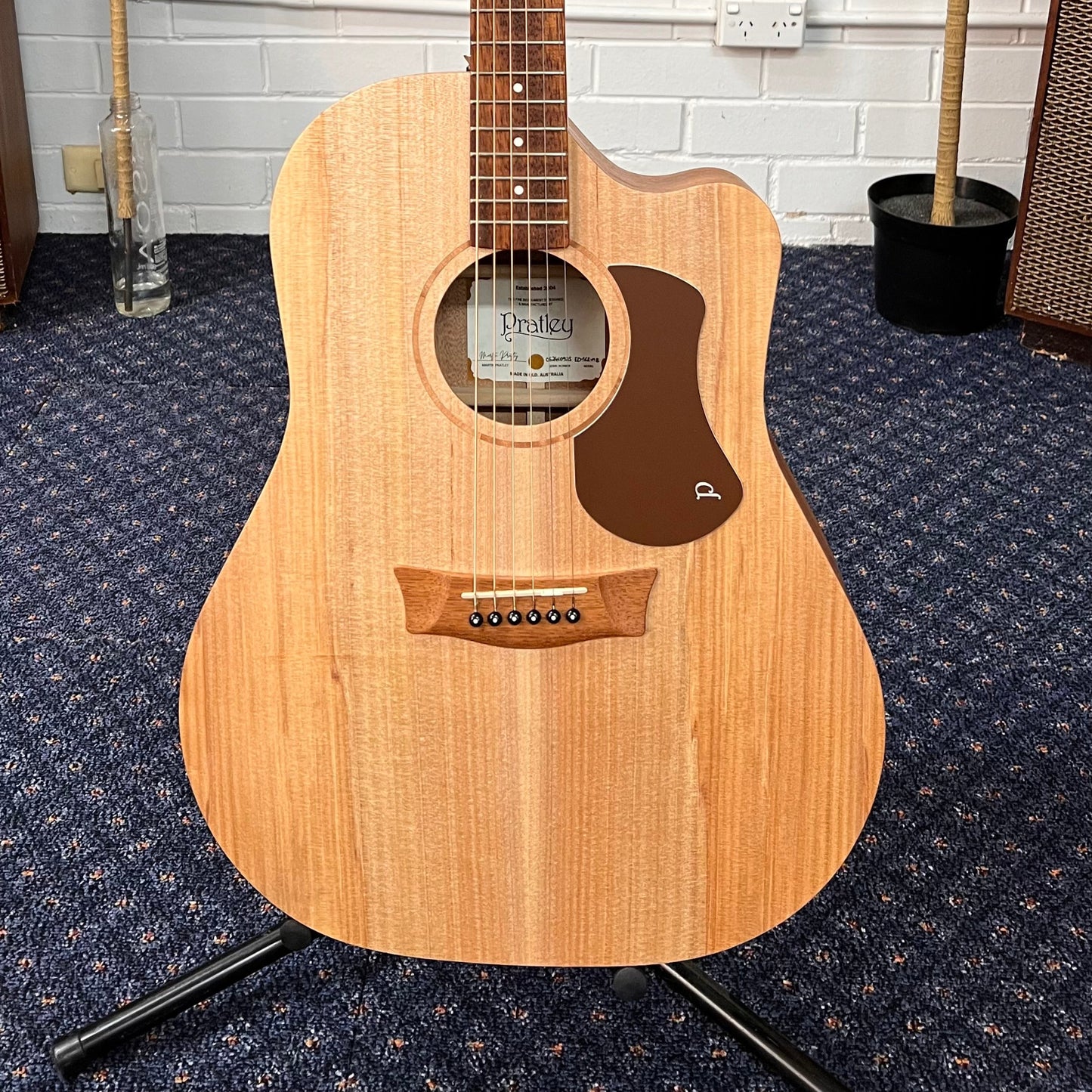 PRATLEY Entertainer Dreadnought Cutaway All Solid Maple/Bunya Acoustic /Electric