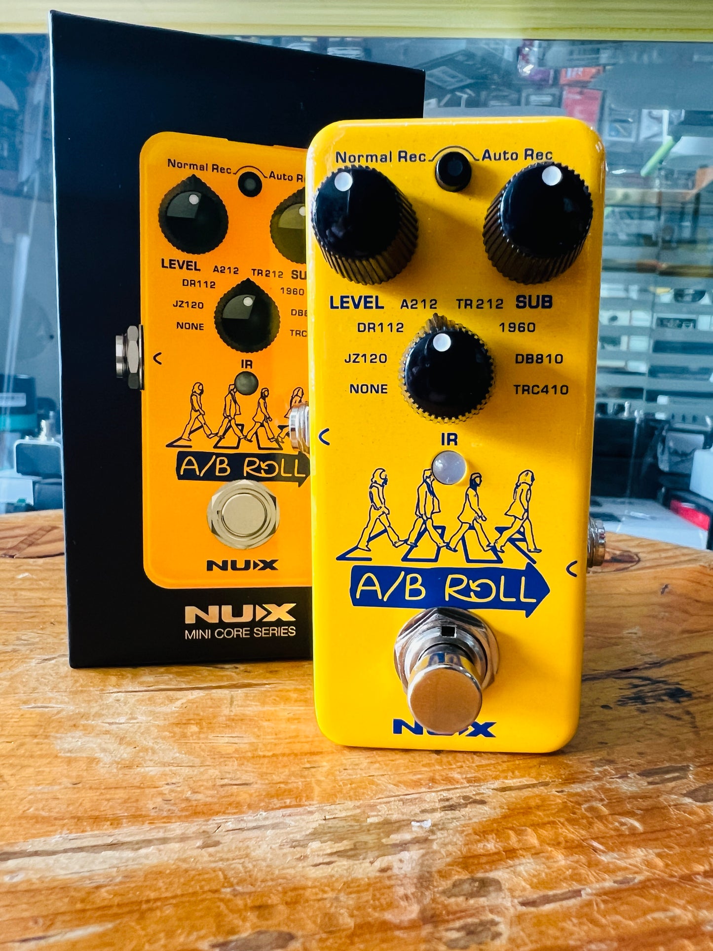 NU-X A/B Roll Octave & Looper Guitar Effects Pedal