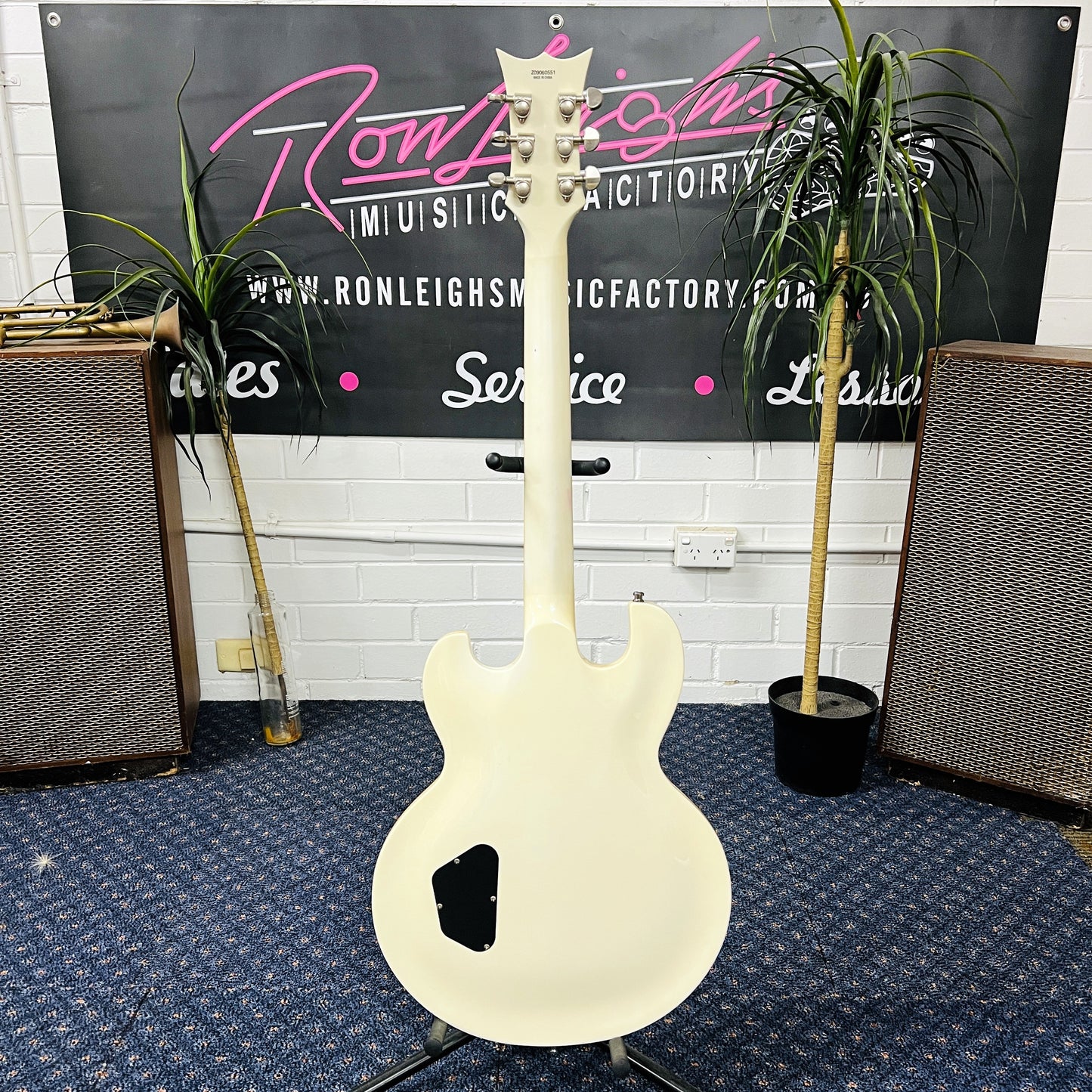 DBZ/Diamond Imperial – Pre-Loved Cream Gloss Ultra-Thin Body Dean Zelinsky Design