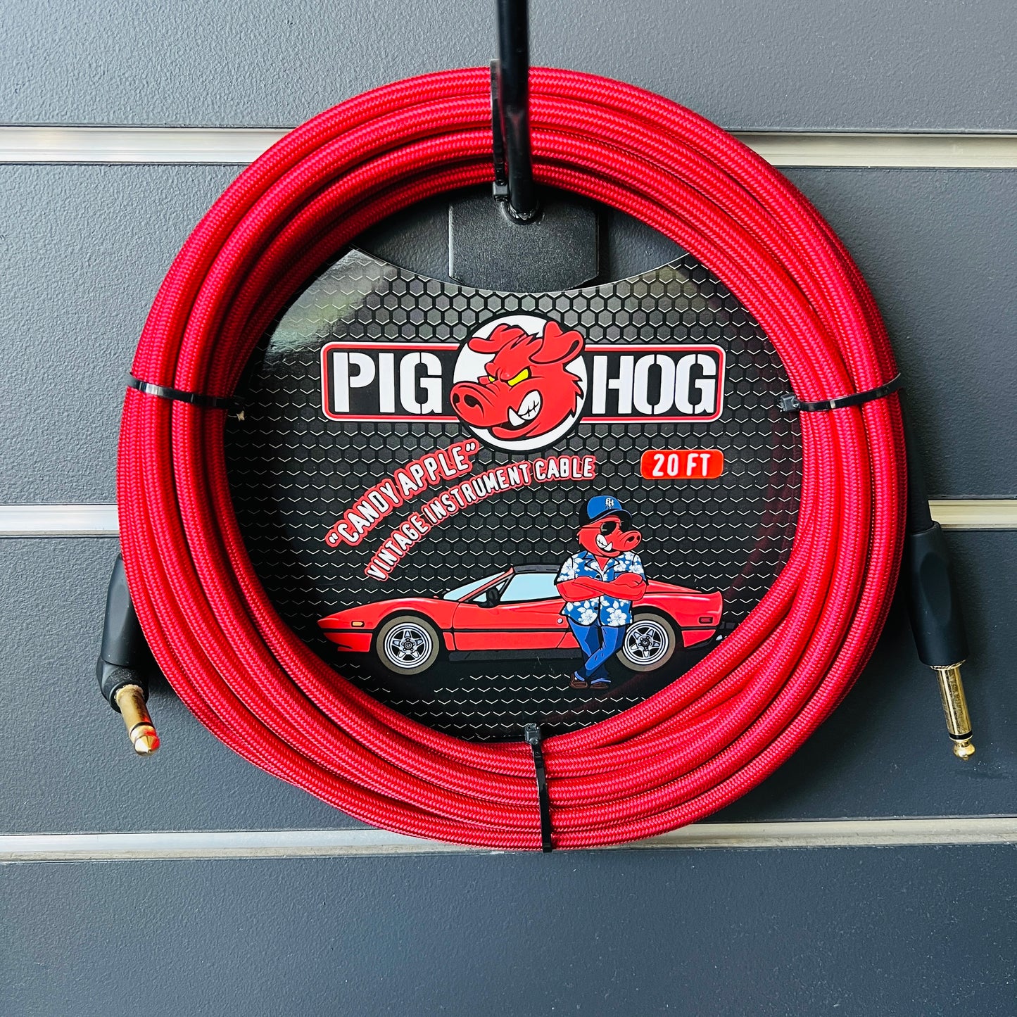 PIG HOG 20'Guitar Lead -Candy Apple Red - Right Angle to Straight (Copy)
