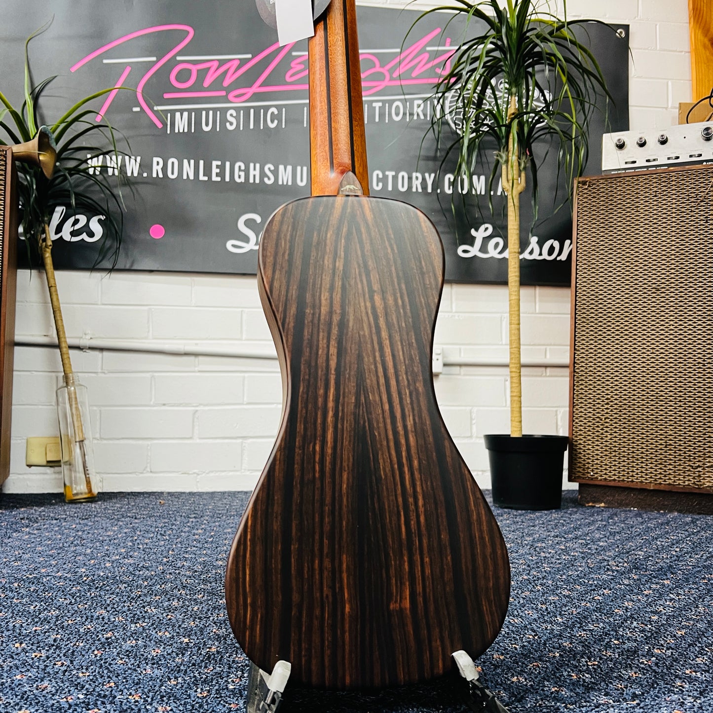 Bromo BAR3E All-Solid Travel Acoustic-Electric Guitar – Rocky Mountain Series