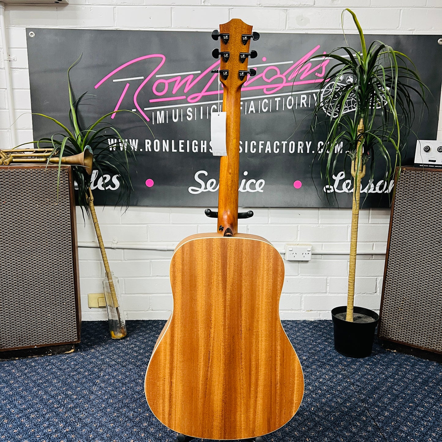 Bromo BAA1 Dreadnought Acoustic Guitar – Spruce Top | Appalachia Series