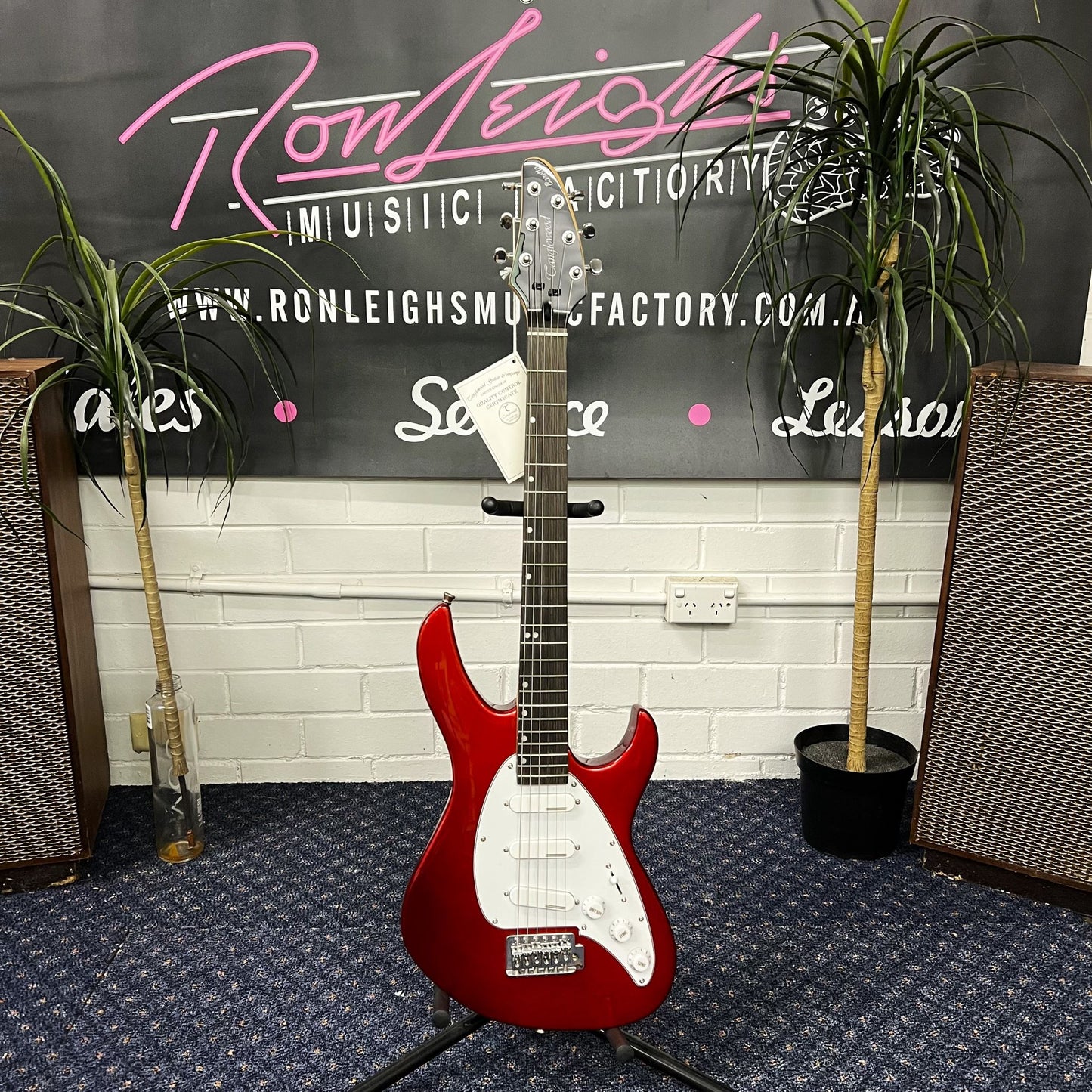 TANGLEWOOD Baretta Guitar - Candy Apple Red