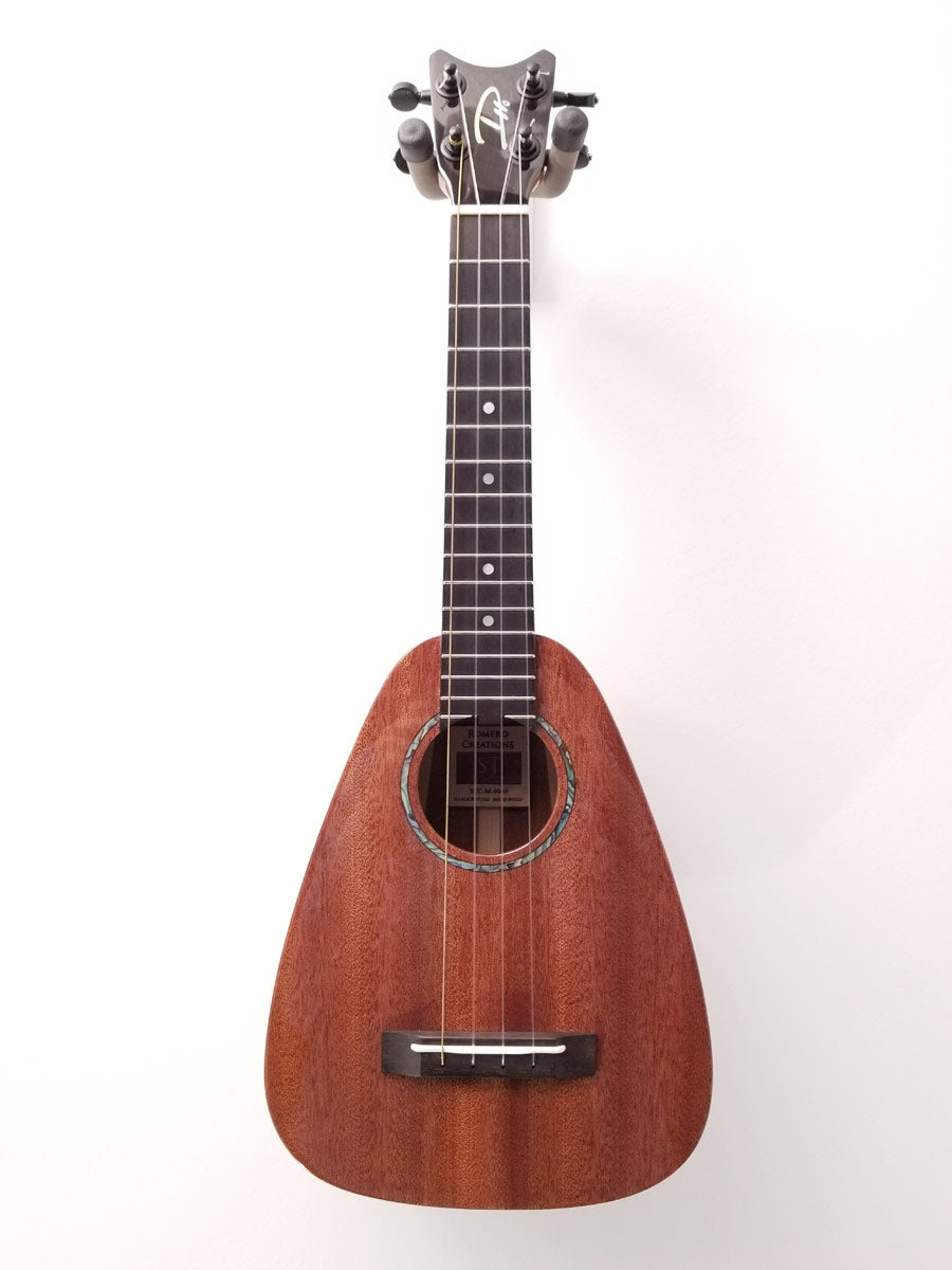 ROMERO CREATIONS Solid Mahogany Concert STC Ukulele