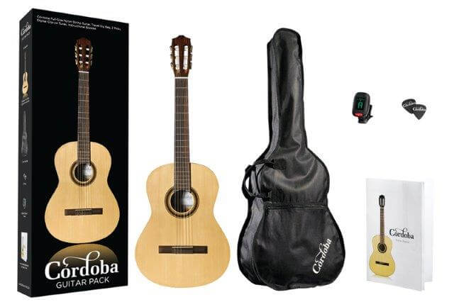 CORDOBA CP100 4/4 Classical Guitar Pack