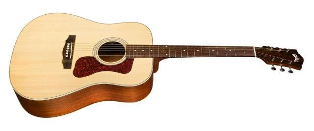 GUILD D-240E Dreadnaught Acoustic / Electric Guitar
