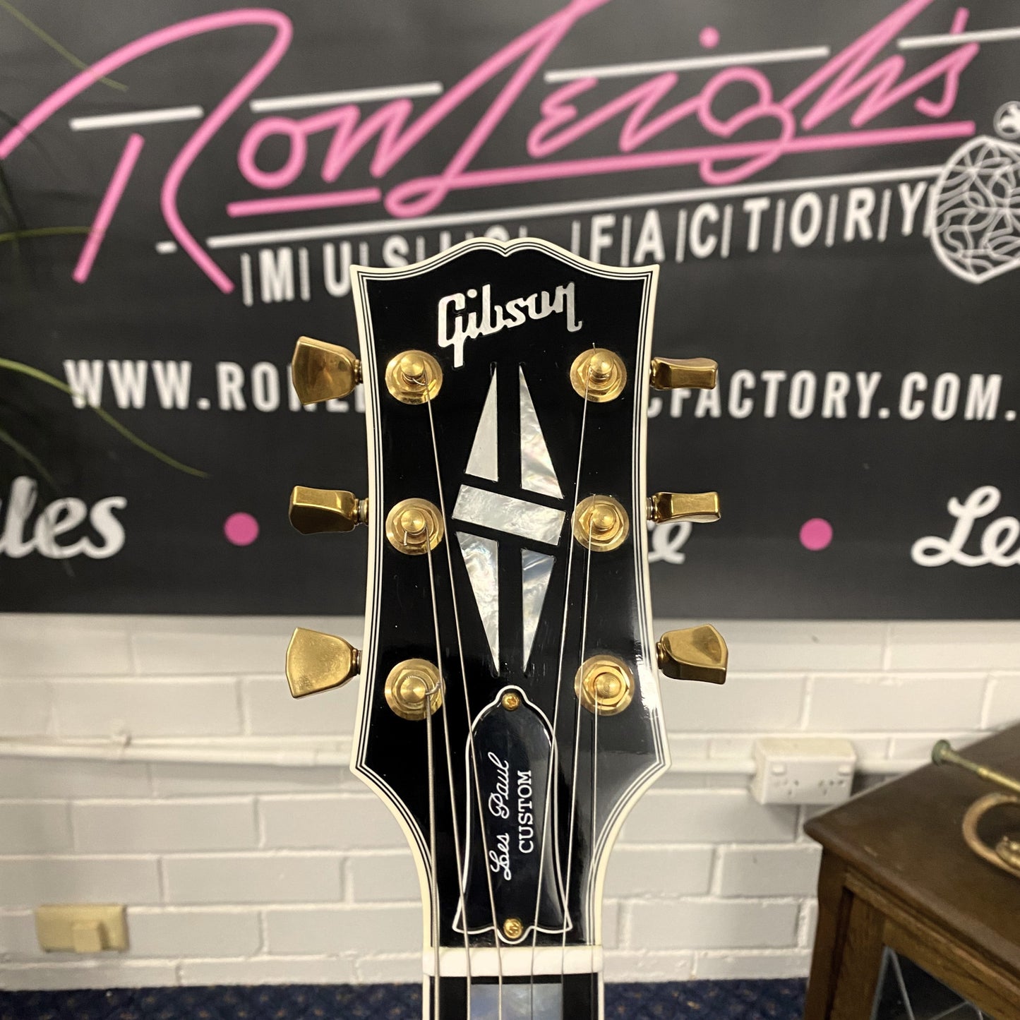 GIBSON Les Paul Custom 2012 -Black Pre Loved Electric Guitar