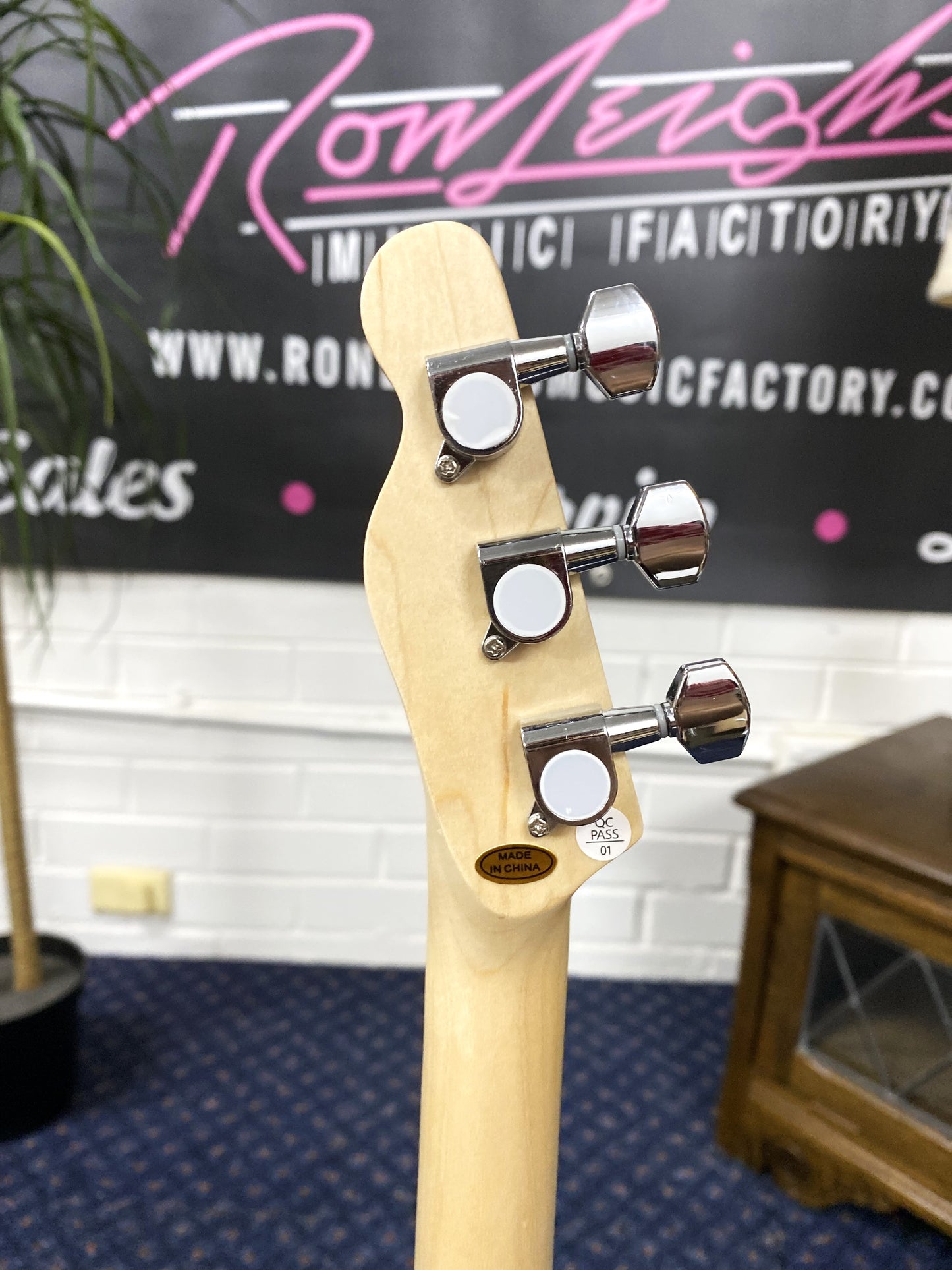 FENDER x  LOOG Telecaster 3-String Children's Guitar