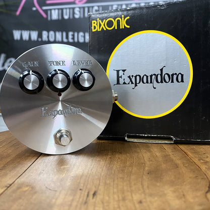 Bixonic Expandora Overdrive / Distortion Pedal – Owned by Tommy Emmanuel