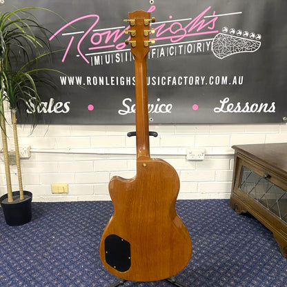 Gibson Chet Atkins SST (1991) – Owned by Tommy Emmanuel