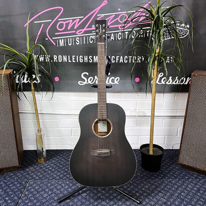 TANGLEWOOD Blackbird Sloped Shoulder Acoustic / Electric Guitar