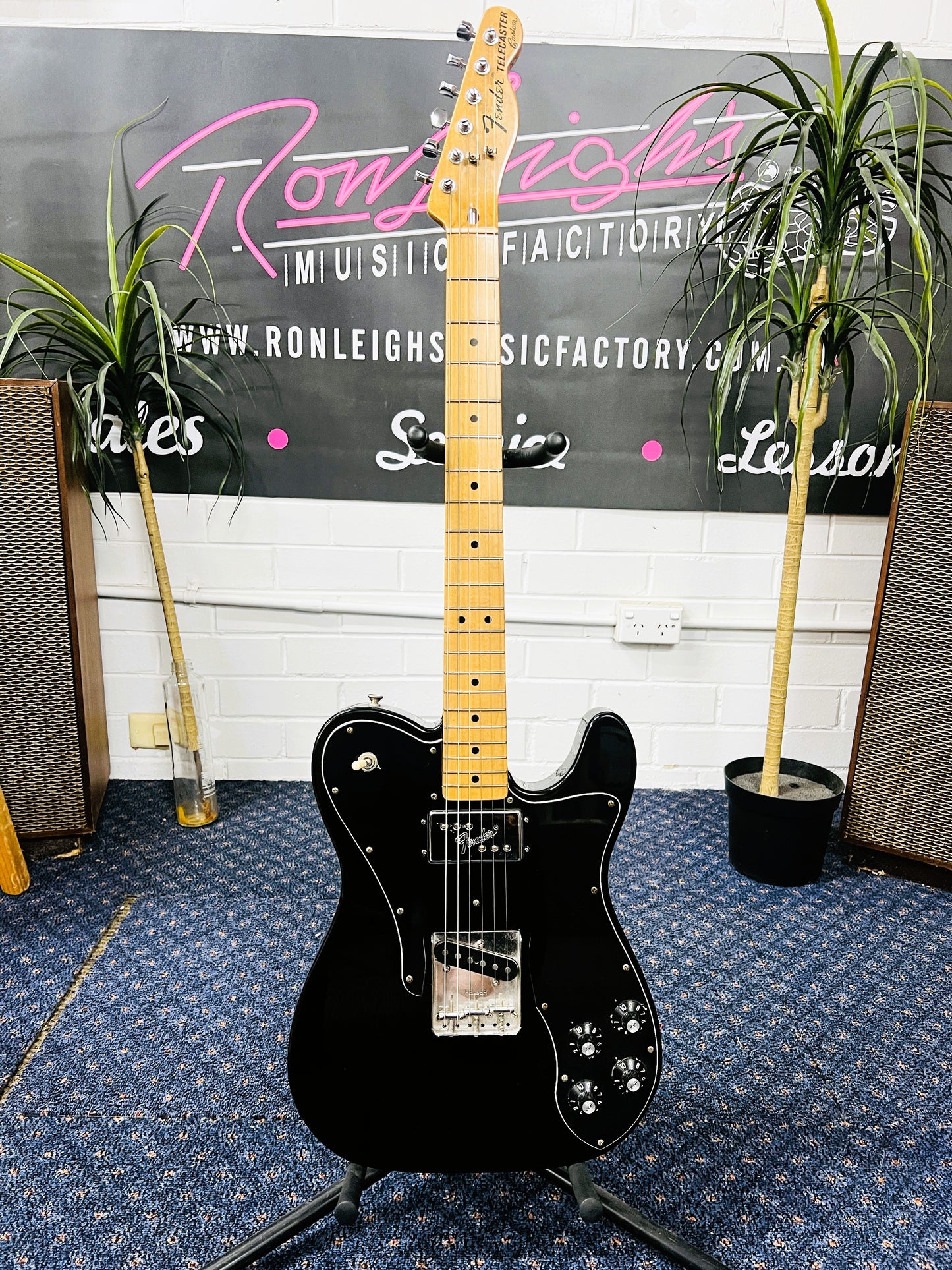 1999 Fender Fender Telecaster Custom MIM Black Electric Guitar with Hard Case