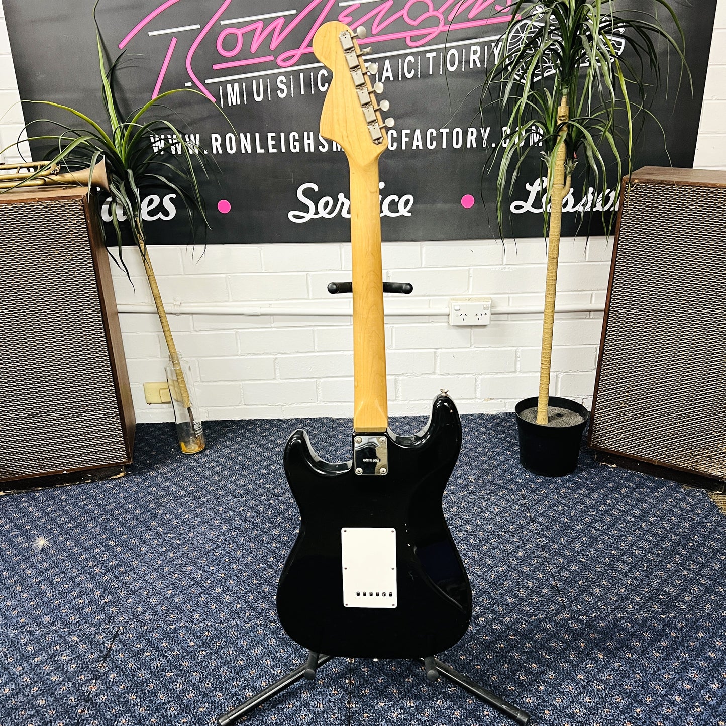DIA Strat Style Made in Japan Matsumoku Factory Vintage MIJ Electric Guitar
