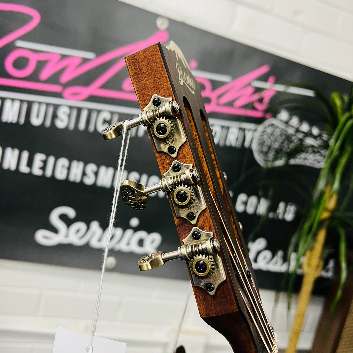 Bromo BAR6H All-Solid 12th Fret Parlour Acoustic Guitar – Rocky Mountain Series