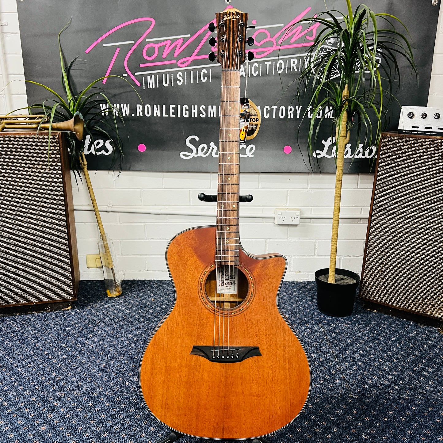 Bromo BAT2MCE All-Mahogany Grand Auditorium Acoustic-Electric Guitar – Tahoma Series