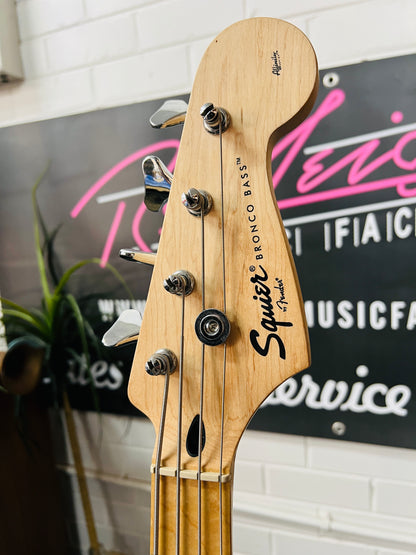 Squier by Fender Bronco Bass – Black | Pre-Loved Short-Scale Electric Bass Guitar