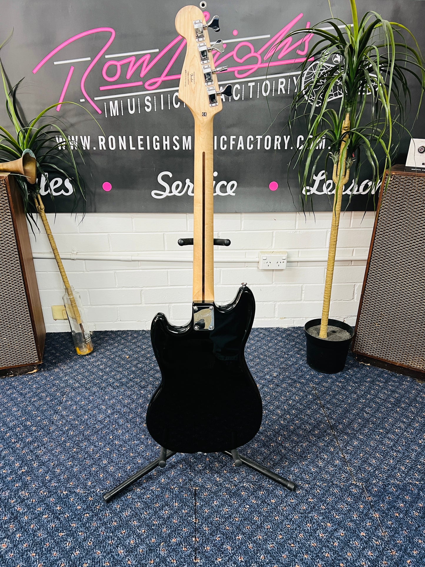 Squier by Fender Bronco Bass – Black | Pre-Loved Short-Scale Electric Bass Guitar