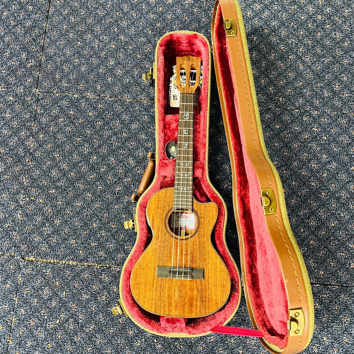 Kala KA-SAB-T-CE All Solid Australian Blackwood Tenor Ukulele | Acoustic-Electric Cutaway