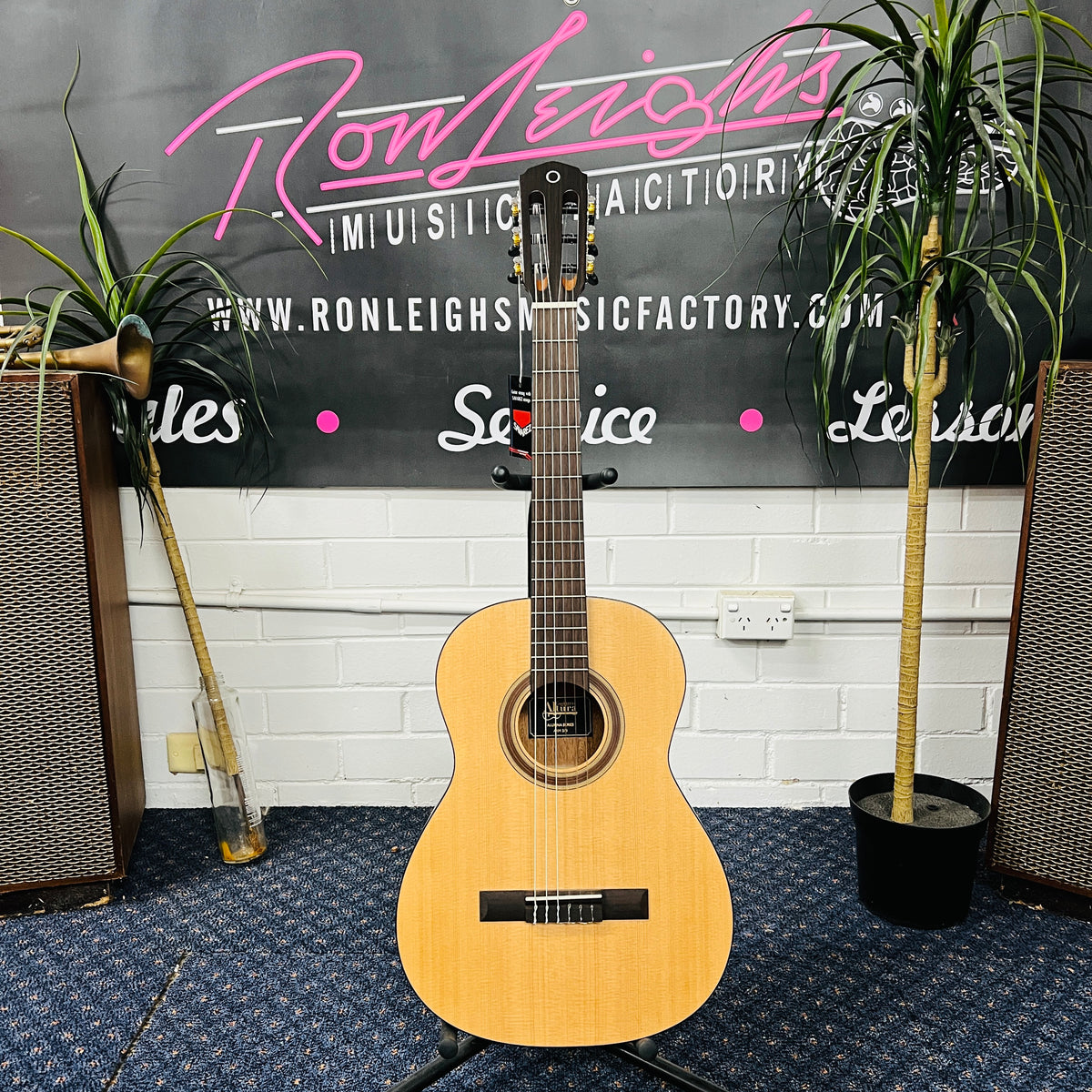 Altura A1M 3/4 Classical Guitar | Kids & Student Guitar