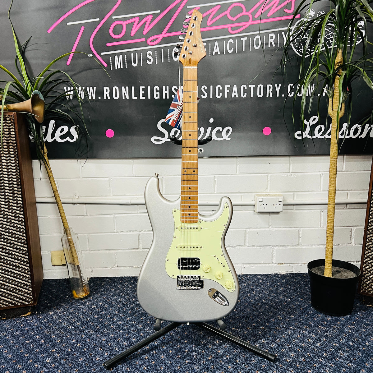 Northstar Pro NSP1-ISH S-Style Electric Guitar – Inca Silver Humbucker
