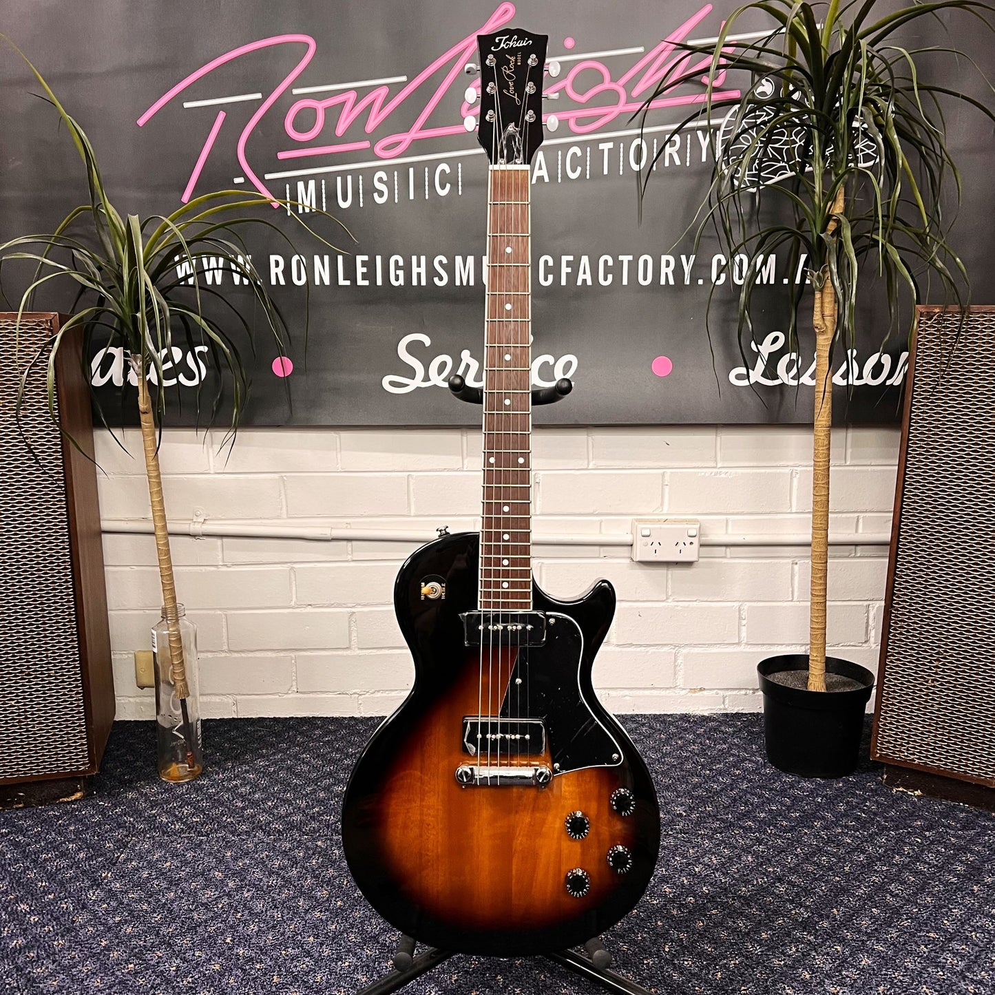 TOKAI Traditional LP Special w/ P90's and Gig Bag