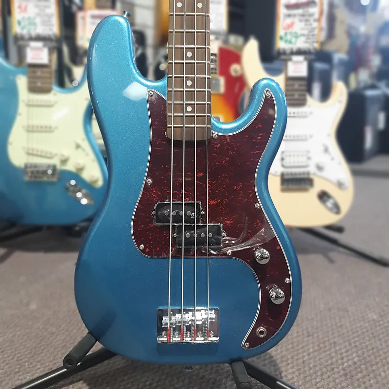 SX 3/4 Short Scale Bass - Lake Placid Blue